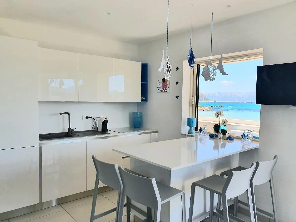 Apartment Appartamento Delfino Azzurro Golfo Aranci Italy